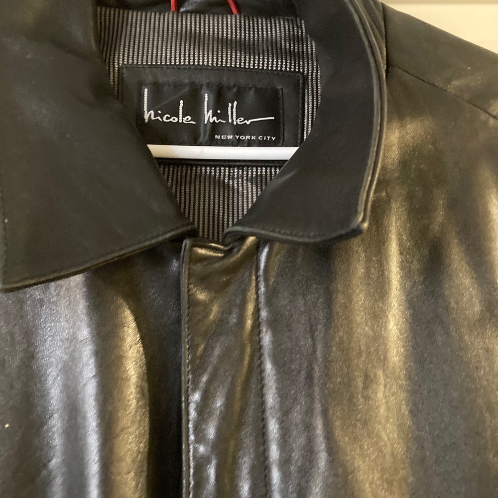 Leather jacket - Picture 2 of 2